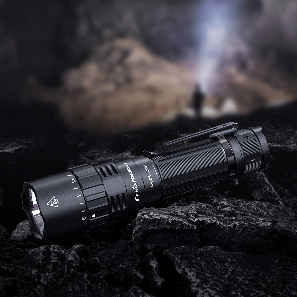 Fenix PD40R V3.0 ladattava superlamppu - Image 7