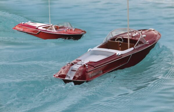 Jamara R/C Boat Venezia RTR Classic Punainen - Image 3