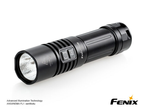 Fenix PD40R ladattava superlamppu