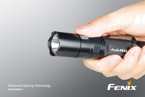 Fenix PD32 Premium R5 valaisin - Image 3