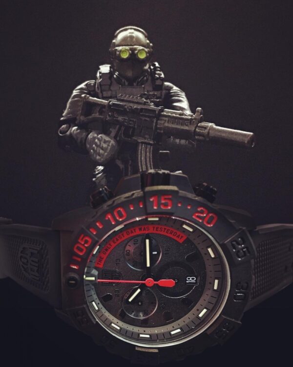 Luminox 3581.EY Navy SEAL Chronograph - Image 3