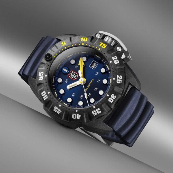 Luminox SCOTT CASSELL DEEP DIVE CARBON - 1553 - Image 2