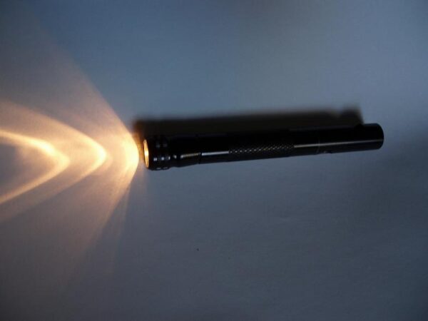 Super -Torch HL-09 valaisin - Image 3